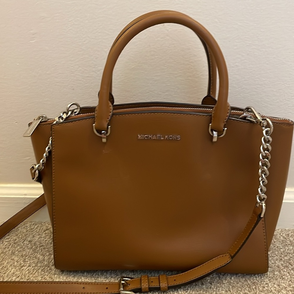 Michael Kors Tan Hand Bag - Picture 2 of 12